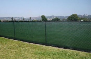 gallery/delikli çit örtüsü yeşil çit örtüsü çit filesi gölgeleme örtüsü